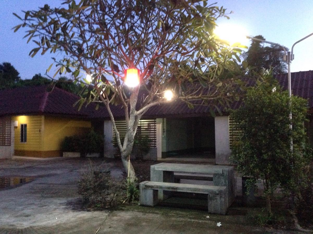 Rada Phan Ban Pa Ruak Экстерьер фото
