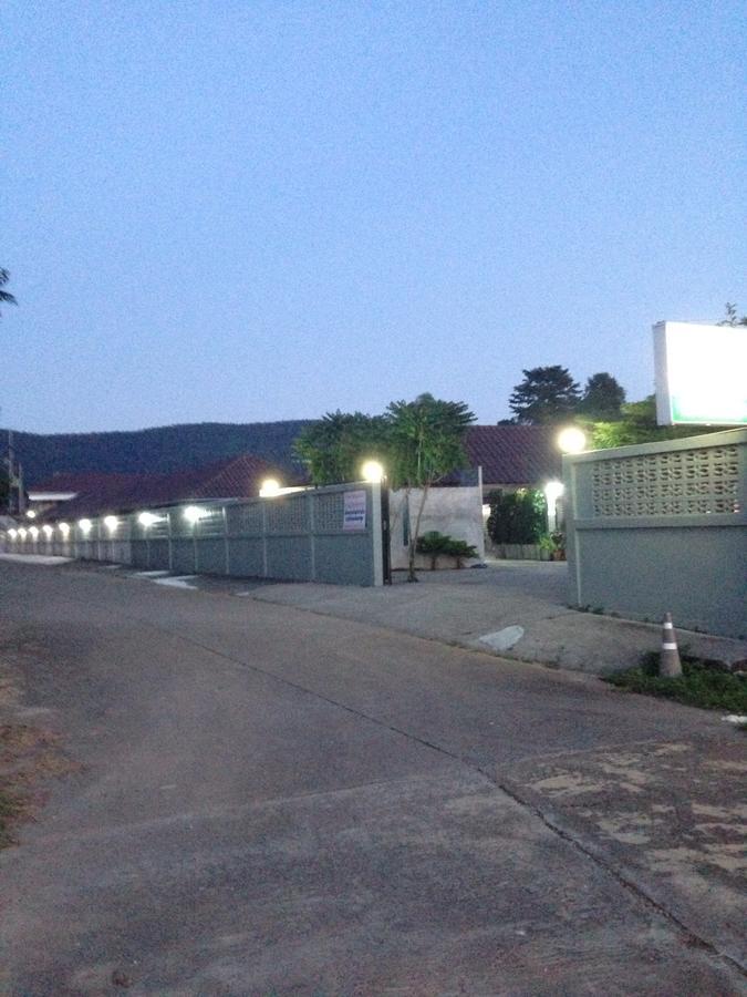 Rada Phan Ban Pa Ruak Экстерьер фото